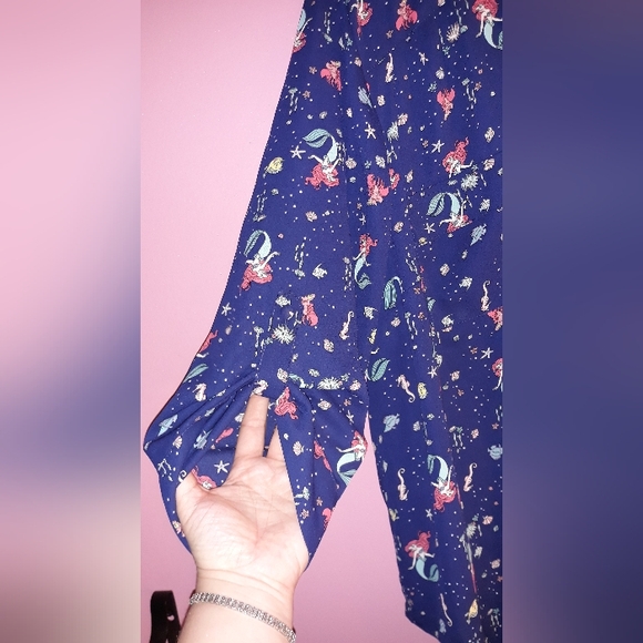 New 3x Disney The Little Mermaid Harper Blouse  Georgette Ariel & Flounder Navy - Picture 9 of 13